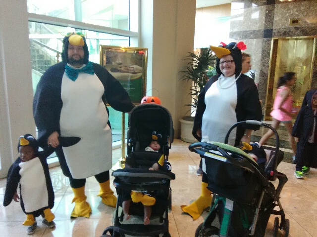 penguinfamily.jpg